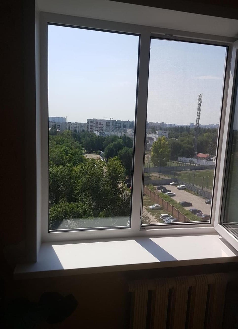 Установка большого двухстворчатого окна
